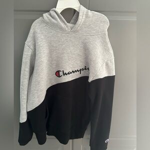 Champion kids, hoodie, size medium